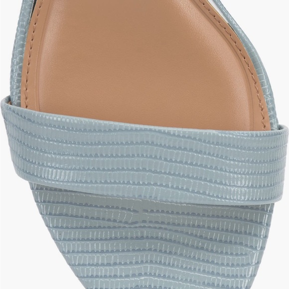 NWT Vince Camuto Lilla Ankle Strap Sandal Celeste Blue 8.5 - Picture 8 of 8